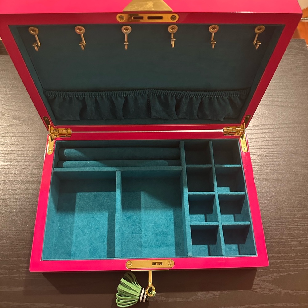 Jonathan Adler Lacquer Jewelry Box Pink with Blue Trim